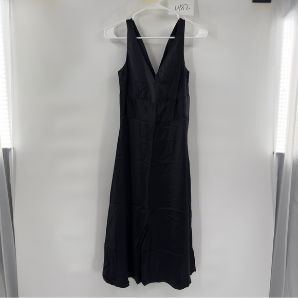 j. Crew black silk fit flare sleeveless dress size 4 - Picture 1 of 8